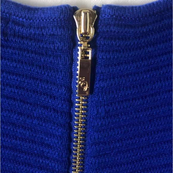 Eliza J Pleated 3/4 Dress. Size Large - Picture 4 of 6